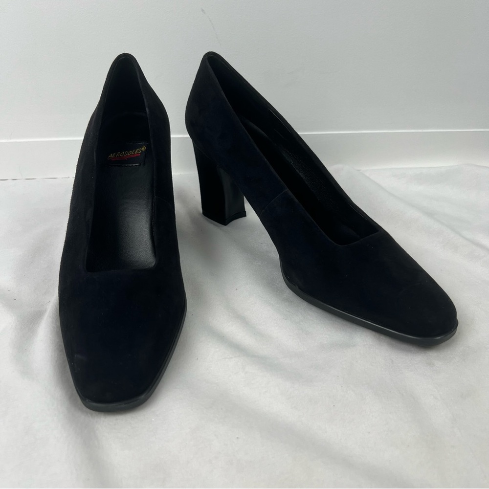 Aerosols Elegant Black Women's Suede Heels Size 7.5